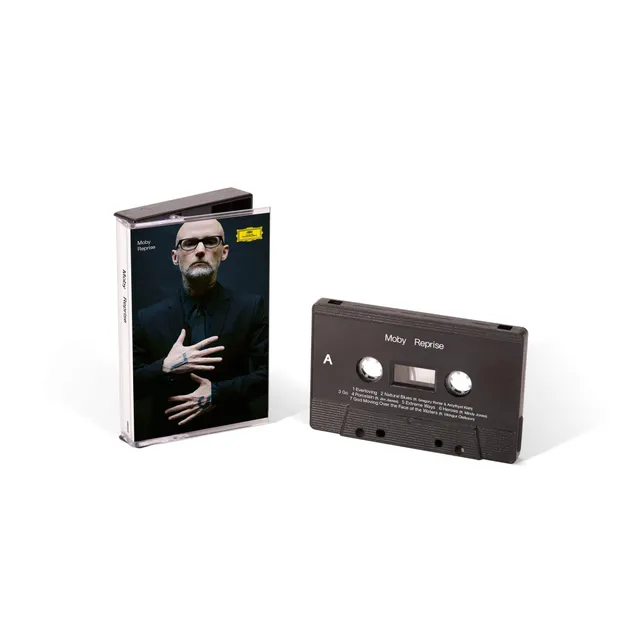 Moby Reprise MC Kassette limitiert schwarz Retro